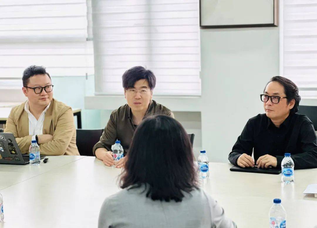 设计学院双向赋能焕新国民老品牌九游会网站校企协同丨上海家化与(图2)